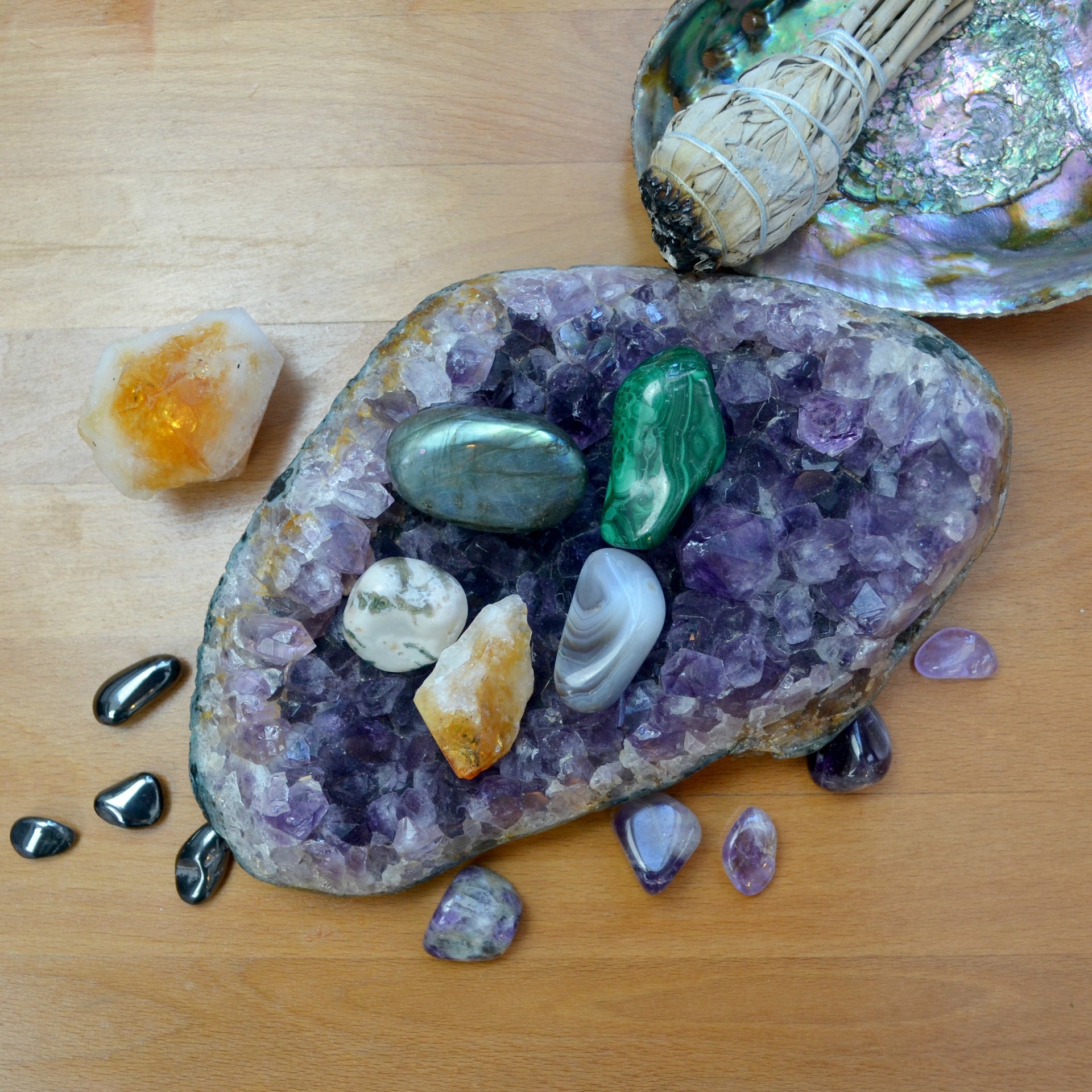 Stones and Crystals to Support Transformation and Growth – Moxie Malas, image size:1920x1920