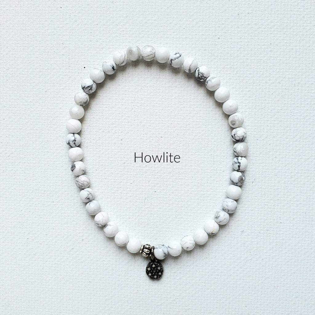 Howlite bracelet 4mm amplifier