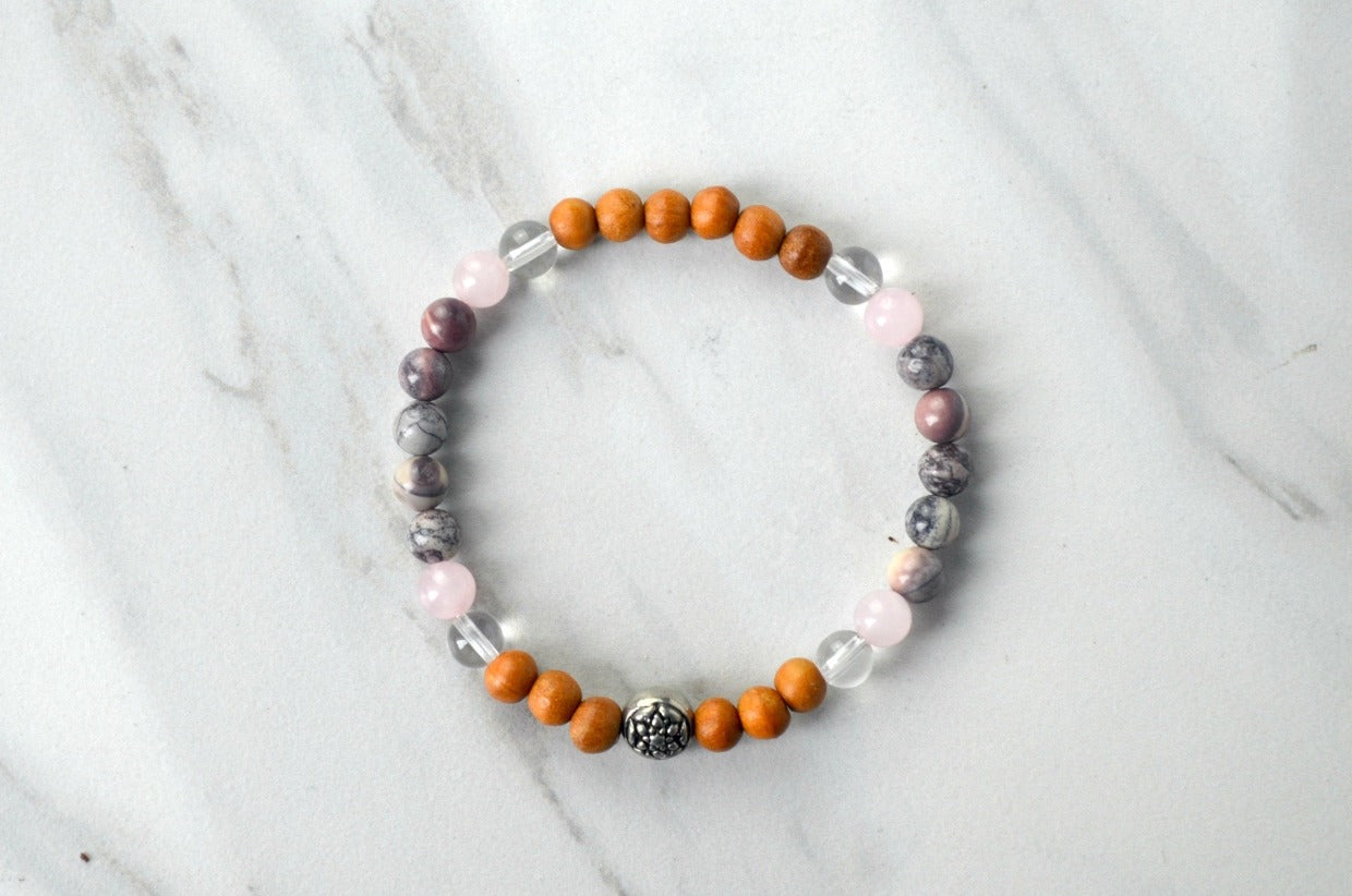 Love, light + Peace 6mm elastic stretch bracelet