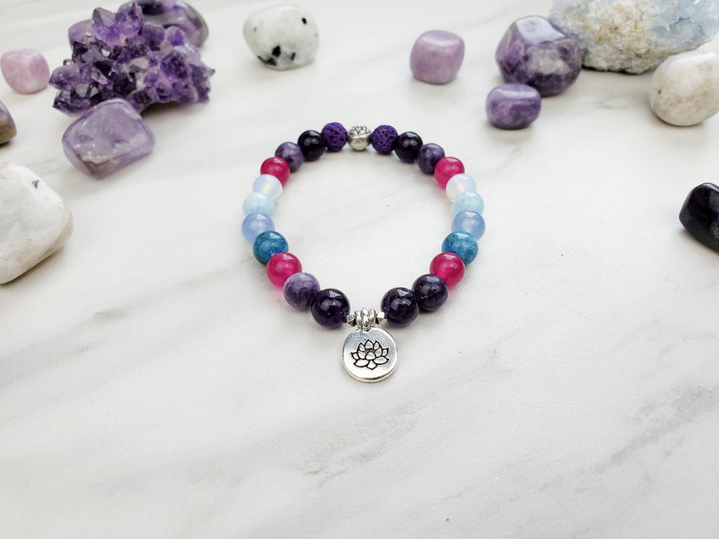 Our tribe that thrives bracelet with medium sarah lemos